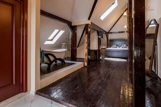 Отели типа «постель и завтрак» Casa Chintoan Констанца Номер с кроватью размера «king-size» и видом на море-10
